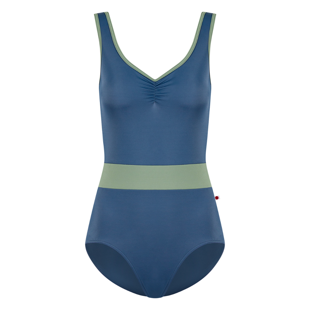 Lucy Leotard - Storm