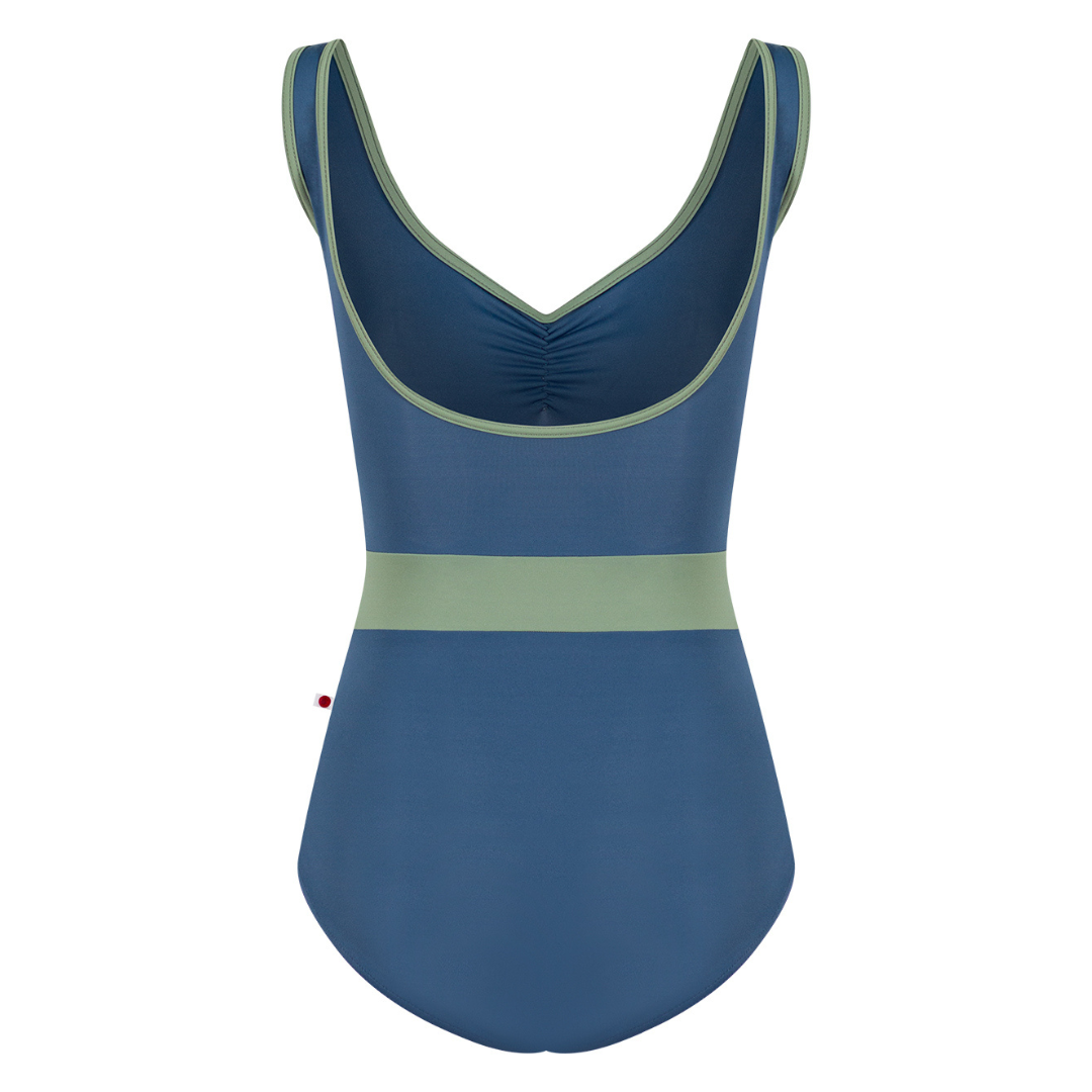 Lucy Leotard - Storm