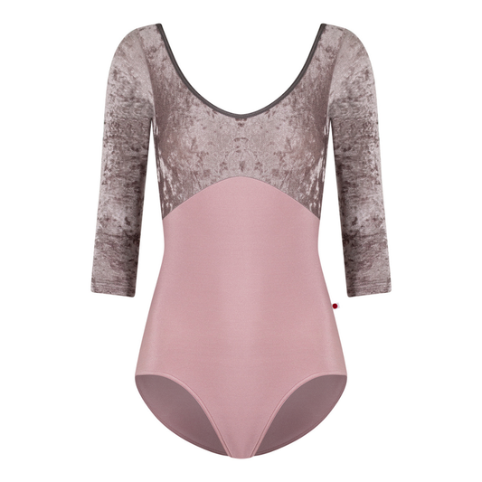 Anna Leotard -  Magic