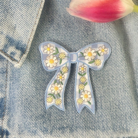 Daisy Bow Iron On Patch