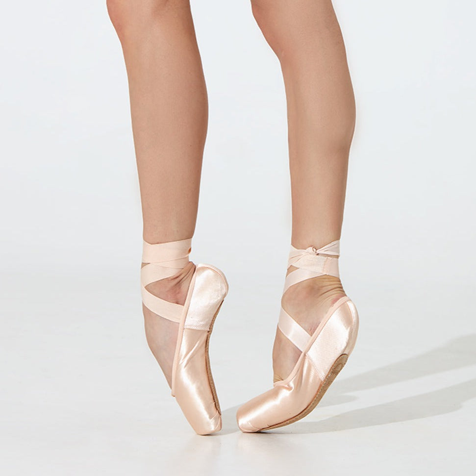 Miracle Pointe Shoe